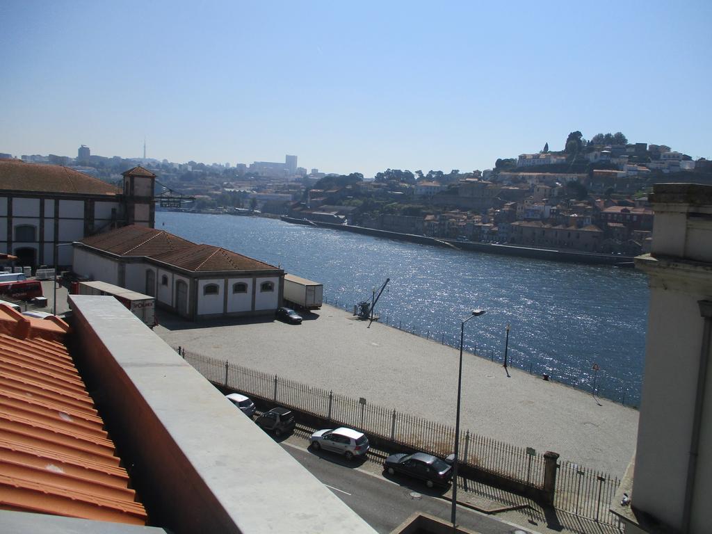 Monchique'S Balcony Apartment Porto Luaran gambar